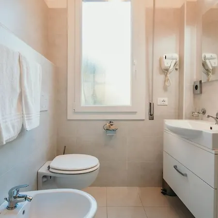 AL 13 Blu - Lakeside Leisure&Business Stresa