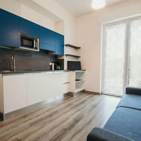 AL 13 Blu - Lakeside Leisure&Business Appartement