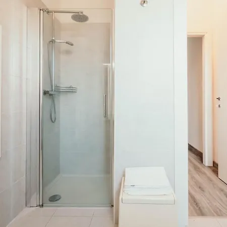 Lejlighed Al 13 - Lakeside Leisure & Business Stresa