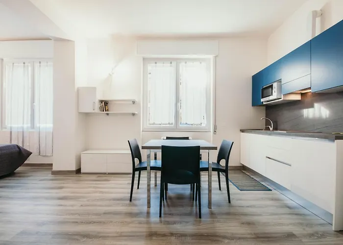 Apartman Al 13 - Lakeside Leisure & Business Stresa