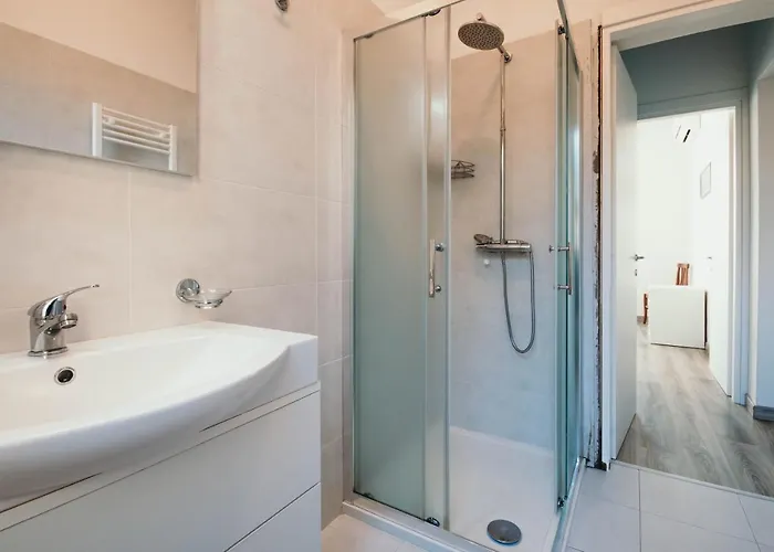 Al 13 - Lakeside Leisure & Business Lejlighed *