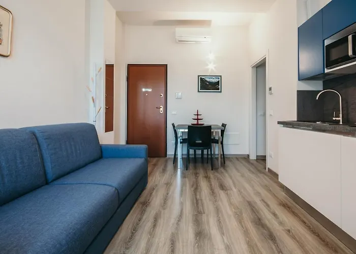 Al 13 - Lakeside Leisure&business Stresa