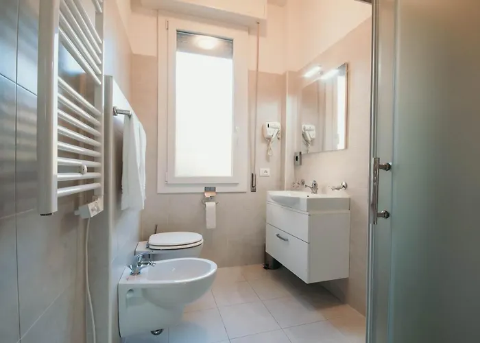 Al 13 - Lakeside Leisure & Business Апартаменты *