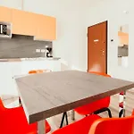 Appartamento Al 13 - Lakeside Leisure & Business *